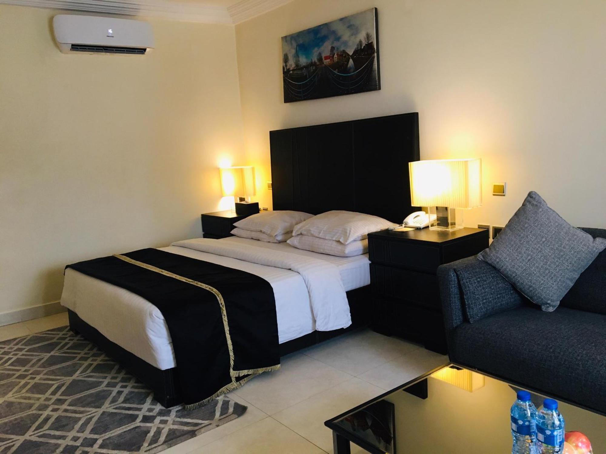Summerset Continental Hotel Maitama By T E L E Hospitality Abuja Exterior foto